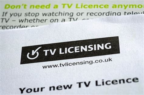 tv licence over 75 pay.